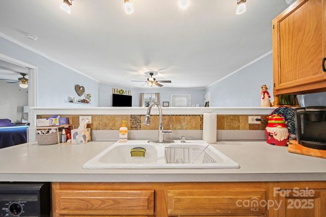 620 Pleasant Avenue, Kannapolis, NC 28081