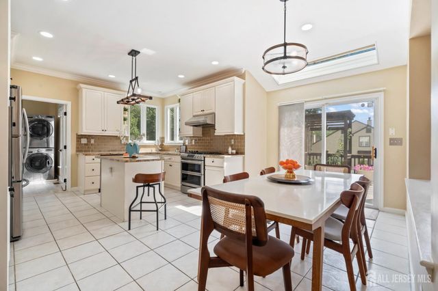 15 Autumn Lane, East Brunswick, NJ 08816