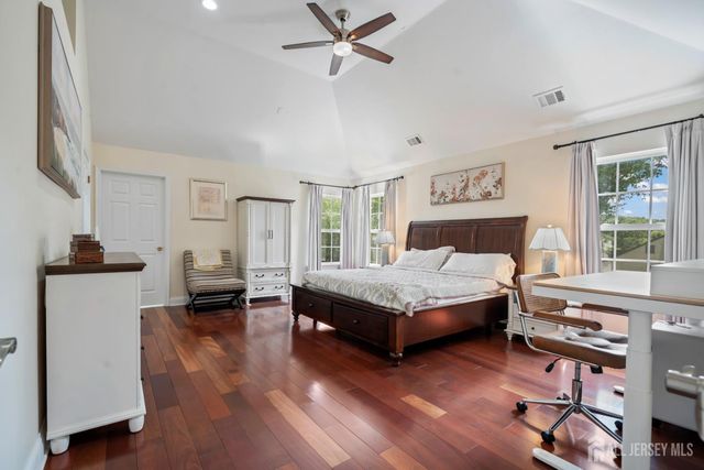 15 Autumn Lane, East Brunswick, NJ 08816
