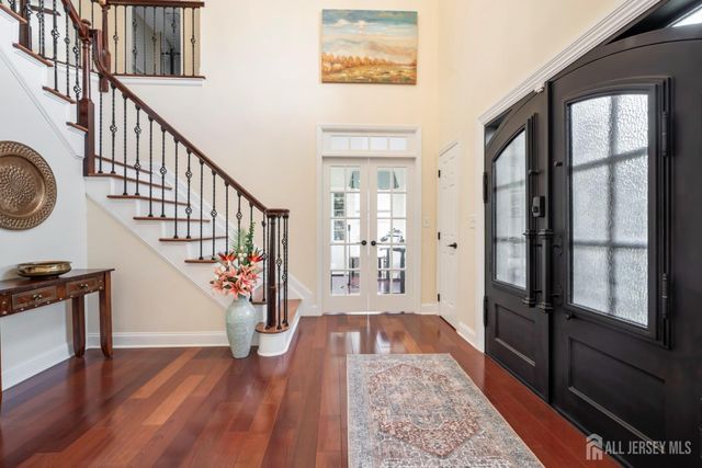 15 Autumn Lane, East Brunswick, NJ 08816