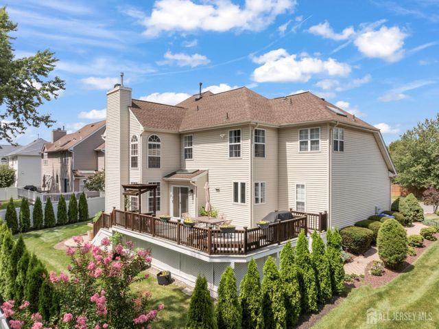 15 Autumn Lane, East Brunswick, NJ 08816