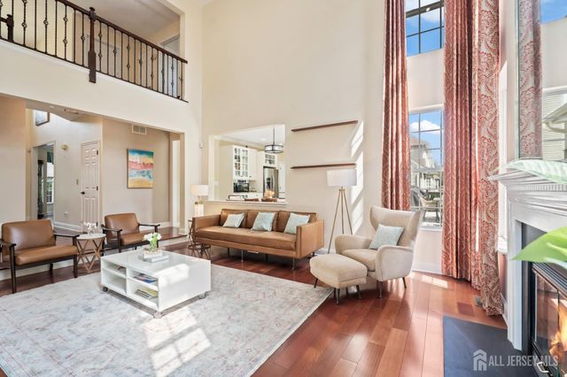 15 Autumn Lane, East Brunswick, NJ 08816