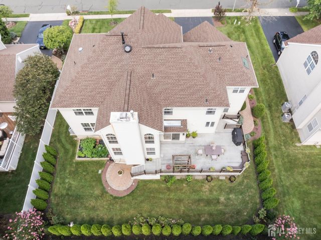 15 Autumn Lane, East Brunswick, NJ 08816