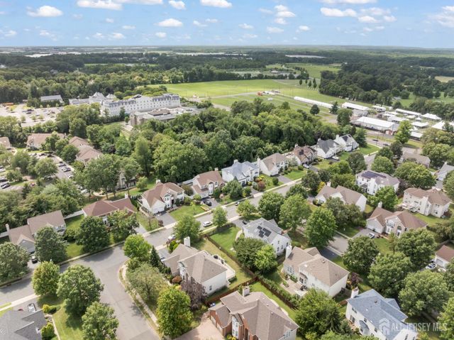 15 Autumn Lane, East Brunswick, NJ 08816