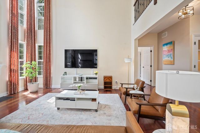 15 Autumn Lane, East Brunswick, NJ 08816