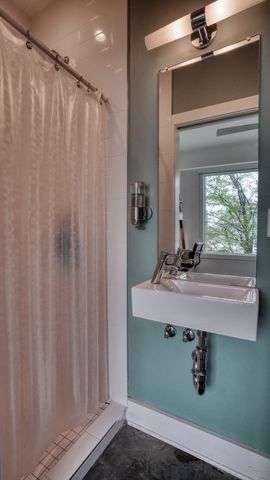 1020 Russell St, Nashville, TN 37206