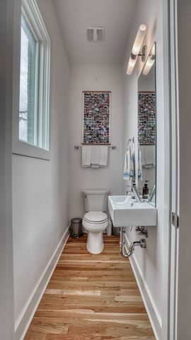 1020 Russell St, Nashville, TN 37206