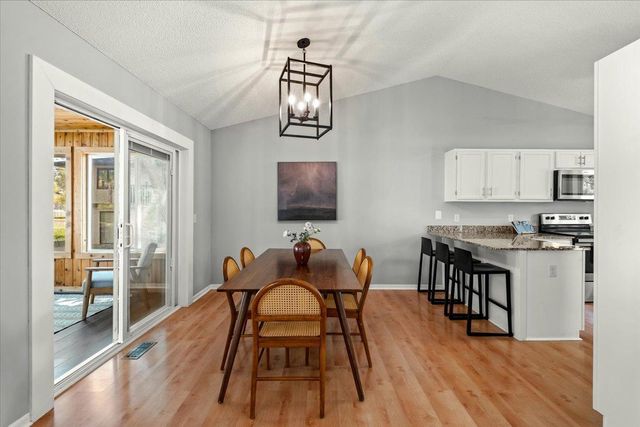 3210 Scott Avenue N, Golden Valley, MN 55422