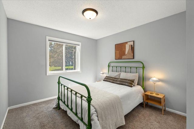 3210 Scott Avenue N, Golden Valley, MN 55422