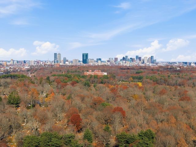 586 Canterbury Street, Boston, MA 02131
