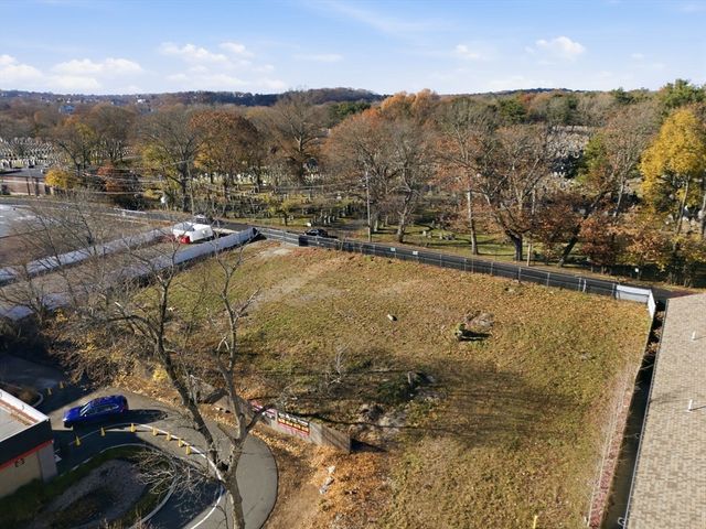 586 Canterbury Street, Boston, MA 02131