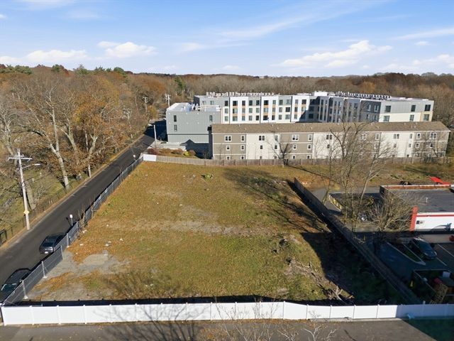 586 Canterbury Street, Boston, MA 02131