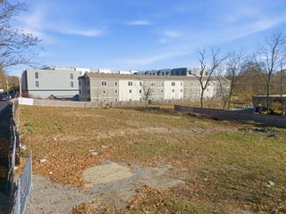 586 Canterbury Street, Boston, MA 02131