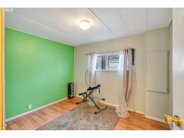 1005 FERRY St, Dayton, OR 97114