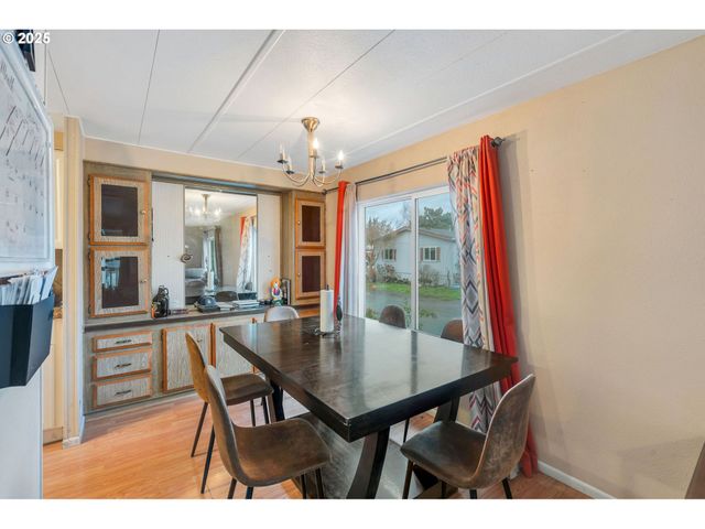 1005 FERRY St, Dayton, OR 97114