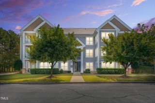 1812 Parkside Village Drive, Clayton, NC 27520