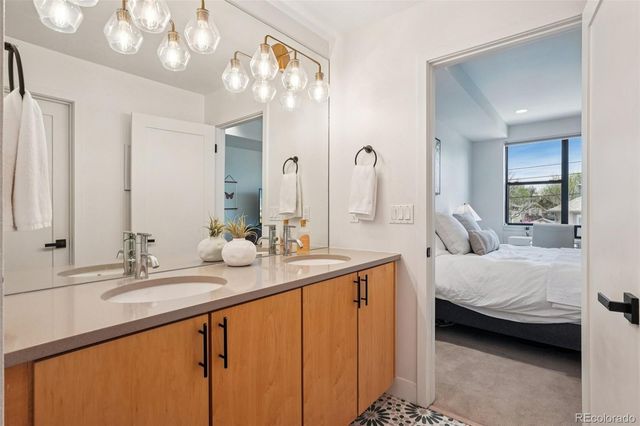 360 S Lafayette Street 305, Denver, CO 80209