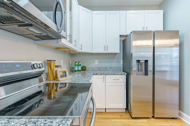11 Woodvale Avenue, Chattanooga, TN 37411