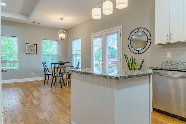 11 Woodvale Avenue, Chattanooga, TN 37411