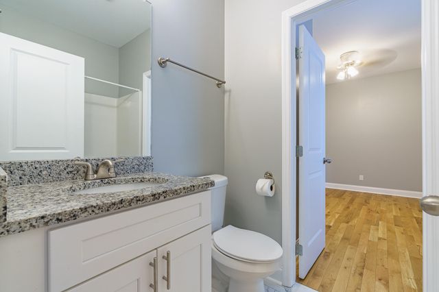 11 Woodvale Avenue, Chattanooga, TN 37411