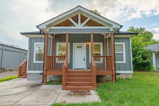 11 Woodvale Avenue, Chattanooga, TN 37411