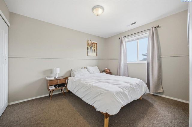 91804 E 83 Prse, Kennewick, WA 99338