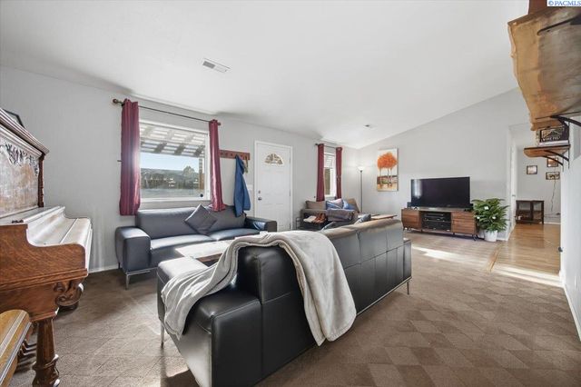 91804 E 83 Prse, Kennewick, WA 99338