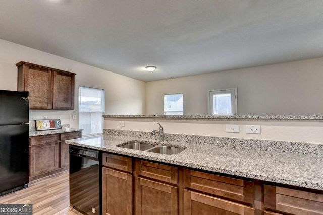 811 Independence Avenue, Pendergrass, GA 30567