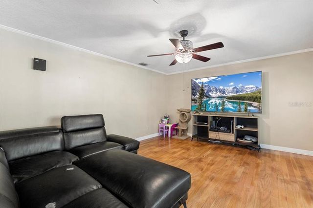 6006 SOARING AVENUE, Temple Terrace, FL 33617