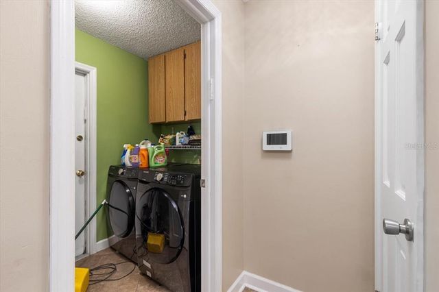 6006 SOARING AVENUE, Temple Terrace, FL 33617