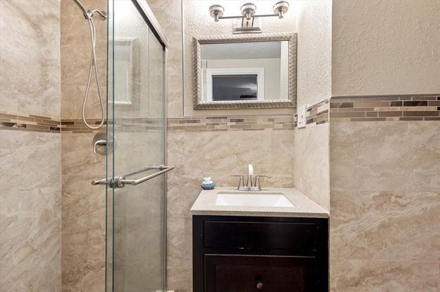 6006 SOARING AVENUE, Temple Terrace, FL 33617