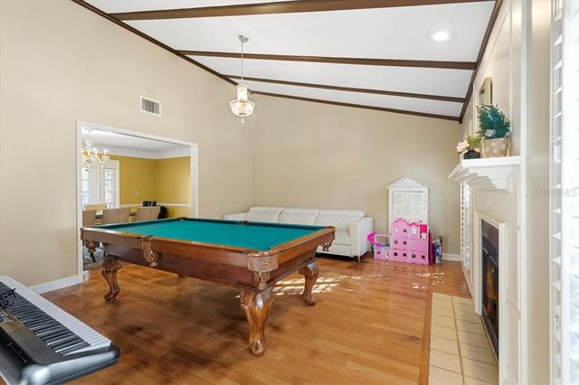 6006 SOARING AVENUE, Temple Terrace, FL 33617