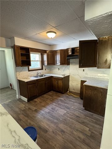 9409 Empire Avenue, Cleveland, OH 44108