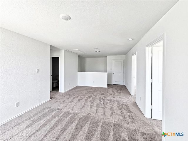 805 Riviera Court, Seguin, TX 78155