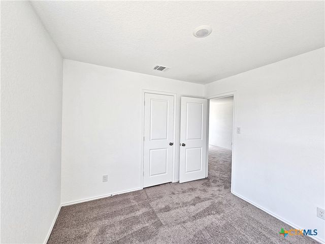 805 Riviera Court, Seguin, TX 78155