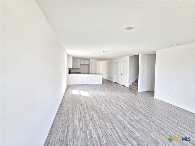 805 Riviera Court, Seguin, TX 78155