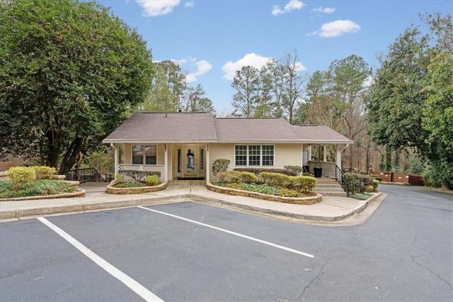 6808 Glenridge Drive D, Atlanta, GA 30328