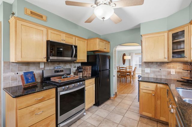 3824 Toledo Avenue N, Robbinsdale, MN 55422