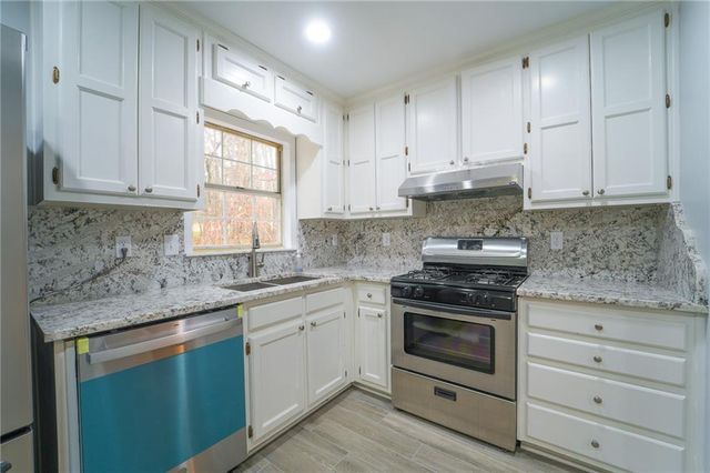 3170 Ashly Brooke Drive, Snellville, GA 30078