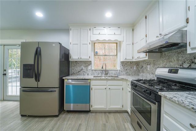 3170 Ashly Brooke Drive, Snellville, GA 30078