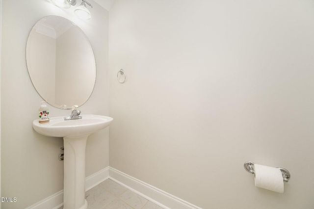 3912 Stags Leap Circle 27, Raleigh, NC 27612