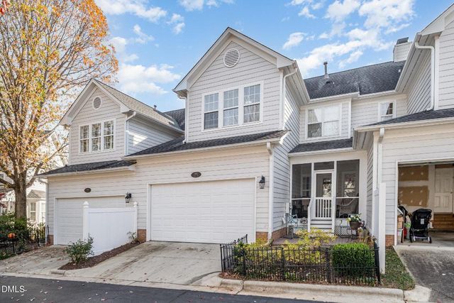 3912 Stags Leap Circle 27, Raleigh, NC 27612