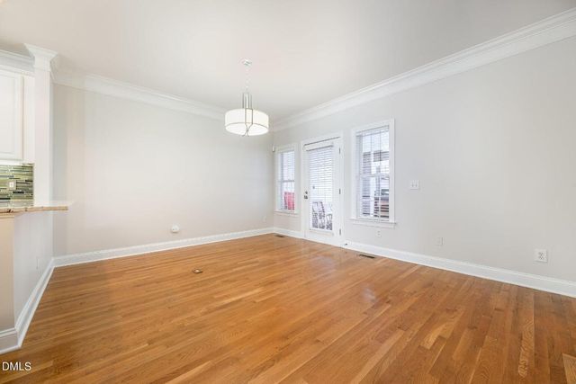 3912 Stags Leap Circle 27, Raleigh, NC 27612