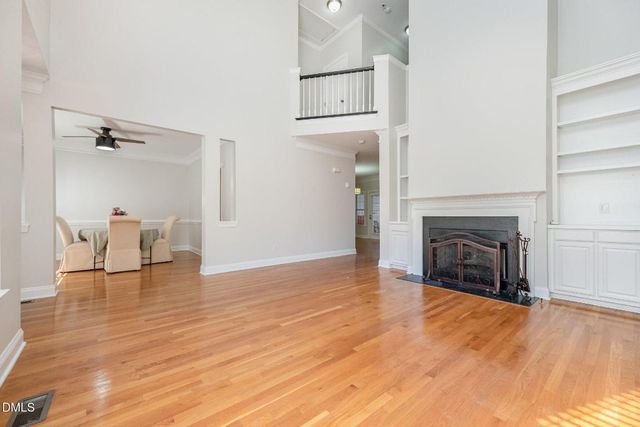 3912 Stags Leap Circle 27, Raleigh, NC 27612