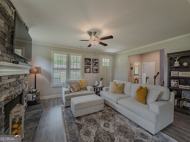 198 Woodlawn Avenue, Winder, GA 30680