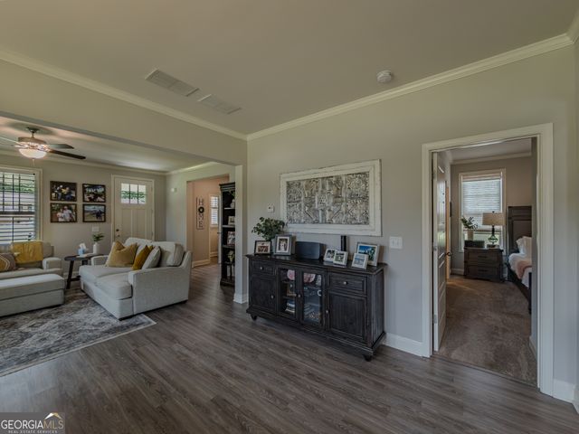 198 Woodlawn Avenue, Winder, GA 30680
