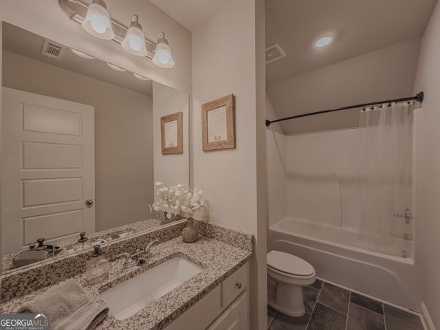 198 Woodlawn Avenue, Winder, GA 30680