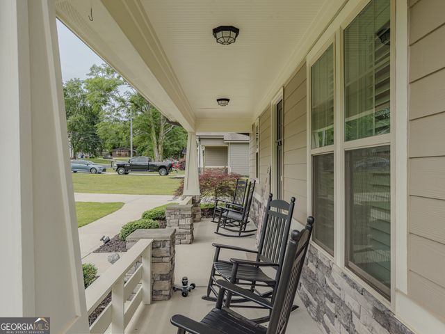 198 Woodlawn Avenue, Winder, GA 30680