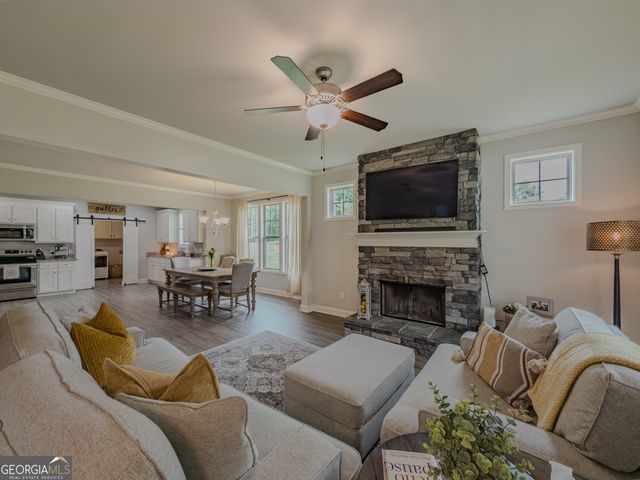 198 Woodlawn Avenue, Winder, GA 30680