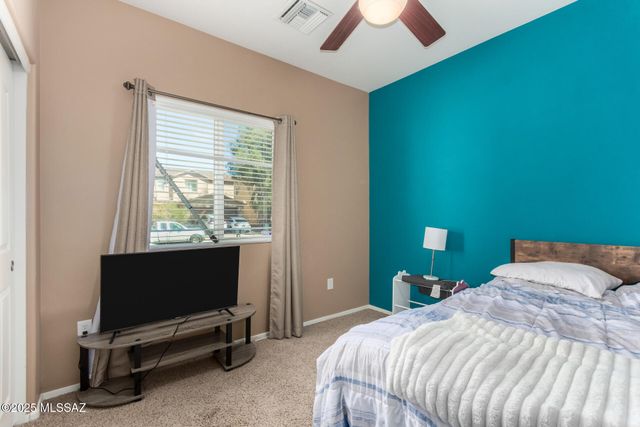 7012 S Red Maids Drive, Tucson, AZ 85756